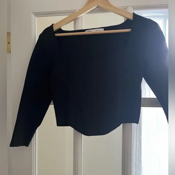 Zara Top - Picture 1 of 2